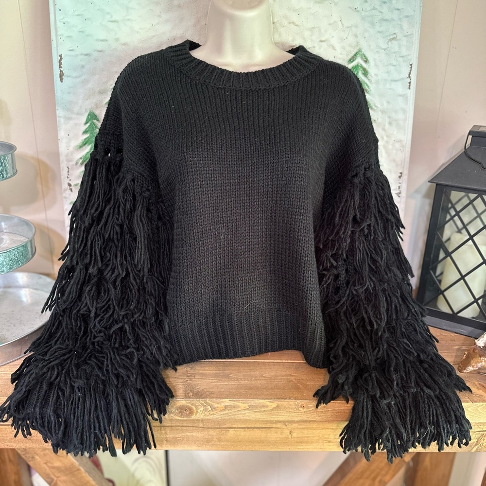 “Feather” Sleeved Sweater